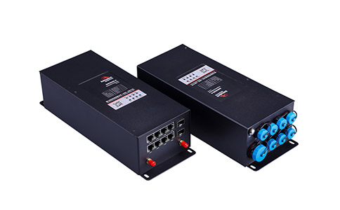 BMG8200網(wǎng)關(guān)，是佰馬科技專為智慧路燈桿、智能燈桿、5G路燈桿、多功能桿等場(chǎng)景應(yīng)用而研發(fā)的智能網(wǎng)關(guān)，配置7路LAN口、1路WAN口、4路POE供電、2路千兆光口等，具有強(qiáng)大的供電能力、設(shè)備接入能力、通信協(xié)議轉(zhuǎn)換、運(yùn)算處理能力、聯(lián)動(dòng)控制能力。